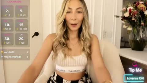 emyconneer online show from 24, 5, 2026