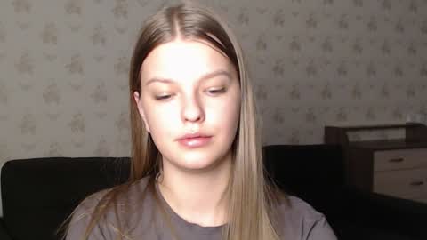 Snapshot of emysway chatting on 12, 12, 2024 EmySway online show from 12, 12, 2024