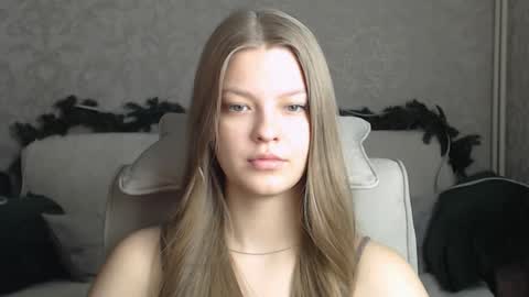 Snapshot of emysway chatting on 31, 1, 2025 EmySway online show from 31, 1, 2025