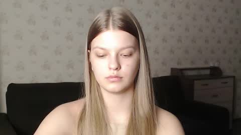 Snapshot of emysway chatting on 10, 2, 2025 EmySway online show from 10, 2, 2025