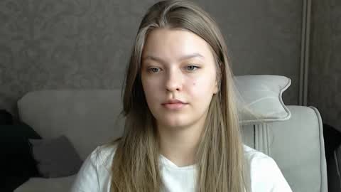 Snapshot of emysway chatting on 14, 2, 2025 EmySway online show from 14, 2, 2025