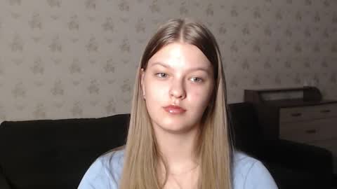 Snapshot of emysway chatting on 11, 3, 2025 EmySway online show from 11, 3, 2025