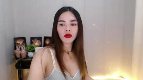 Snapshot of enchantress_mia03 chatting on 16, 5, 2026 enchantress_mia03 online show from 16, 5, 2026