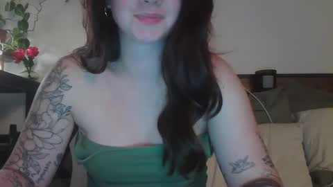 endlessly evie online show from 17, 1, 2025