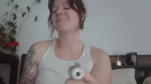 endlessly evie online show from 27, 1, 2025