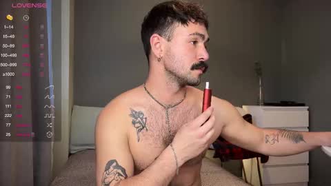 Snapshot of enen_glo chatting on 22, 10, 2025 Enen online show from 22, 10, 2025
