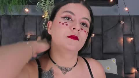 Snapshot of engelstone_ chatting on 31, 10, 2025 E N G E L online show from 31, 10, 2025