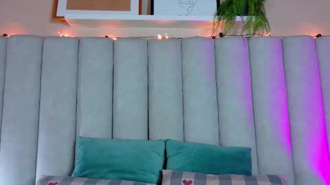 Snapshot of engelstone_ chatting on 6, 11, 2025 E N G E L online show from 6, 11, 2025