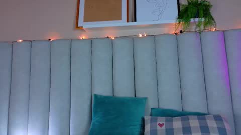 Snapshot of engelstone_ chatting on 7, 11, 2025 E N G E L online show from 7, 11, 2025