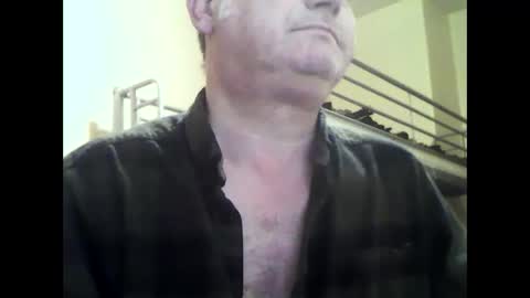 englishguysurrey online show from 6, 2, 2025