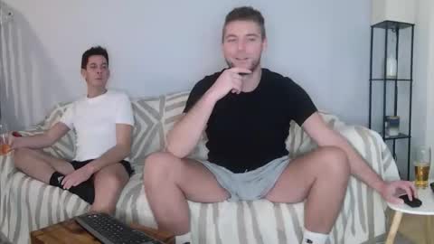 Englishladxxx online show from 20, 11, 2025
