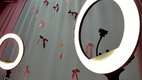 Snapshot of enigmatic_ella chatting on 31, 3, 2026 Ella online show from 31, 3, 2026