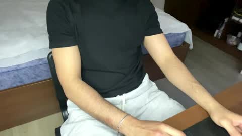 Snapshot of enjooythenut chatting on 2, 4, 2026 Batman online show from 2, 4, 2026