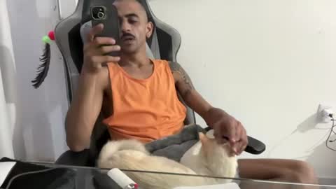 Snapshot of enjoythetrip chatting on 24, 7, 2026 Luke online show from 24, 7, 2026