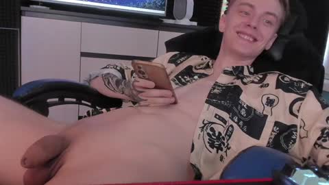 Enker online show from 3, 2, 2025