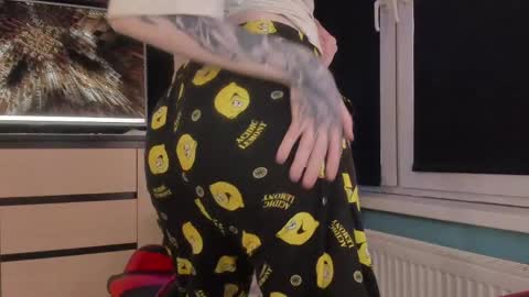 Enker online show from 10, 4, 2026