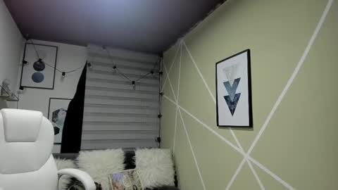 Enma clark online show from 20, 10, 2025