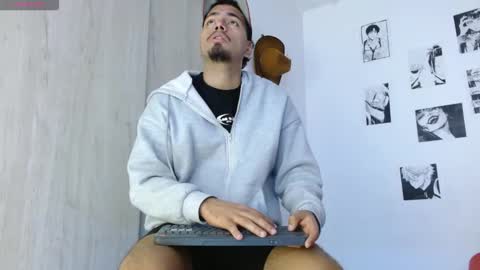Snapshot of enrique_villa23 chatting on 3, 3, 2026 enrique online show from 3, 3, 2026