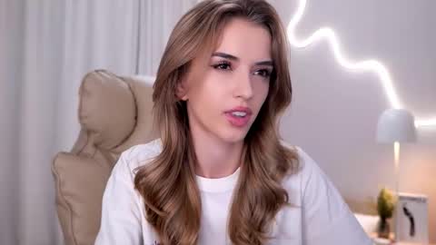 entya online show from 19, 11, 2025