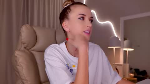 entya online show from 12, 3, 2026