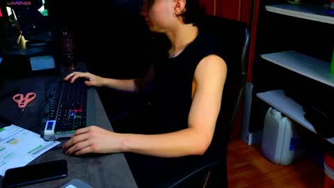 enzo_steel online show from 8, 6, 2026