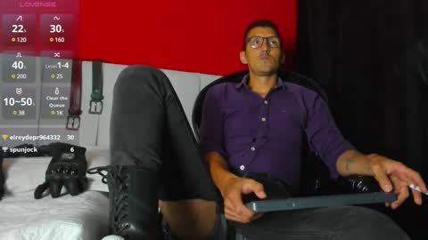 Snapshot of enzopratt chatting on 5, 3, 2025 Enzo Pratt online show from 5, 3, 2025