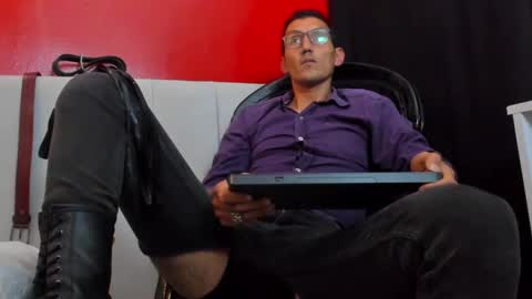 Snapshot of enzopratt chatting on 9, 3, 2025 Enzo Pratt online show from 9, 3, 2025