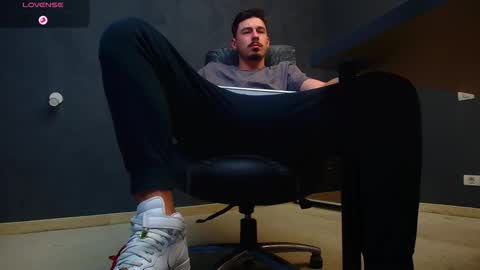 EnzoRace online show from 25, 10, 2025