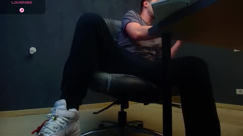 EnzoRace online show from 4, 11, 2025