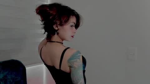 Snapshot of ephemeral_hot chatting on 21, 2, 2025 Leyla online show from 21, 2, 2025