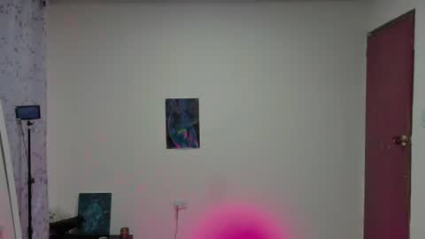 Snapshot of ephemeral_hot chatting on 26, 6, 2026 Leyla online show from 26, 6, 2026