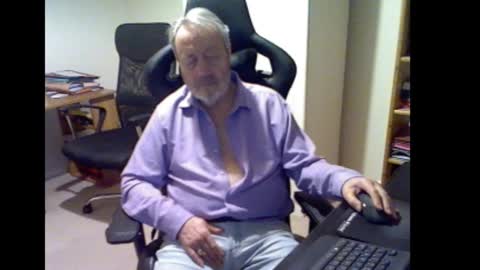 erasmus_d online show from 6, 2, 2026