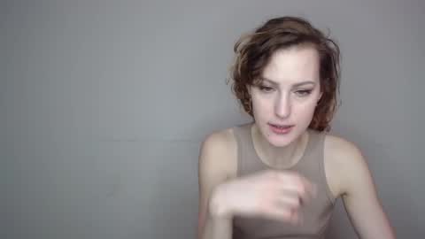 Snapshot of erdbeeren_mit_sahne chatting on 21, 1, 2025 Erdbeeren mit Sahne online show from 21, 1, 2025