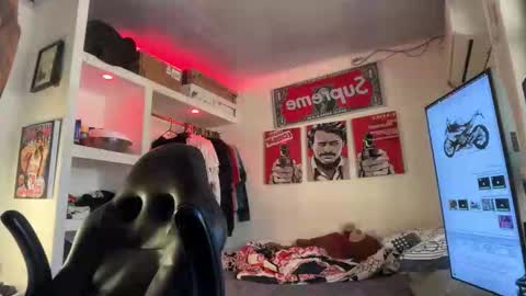 Tht BOSS Eren online show from 18, 3, 2026