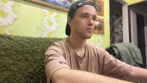 Snapshot of eric_blond chatting on 3, 10, 2025 Eric online show from 3, 10, 2025