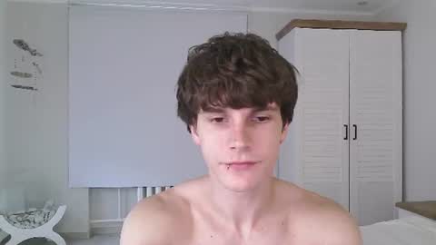 Snapshot of eric_crush chatting on 11, 6, 2026 Eric Crush online show from 11, 6, 2026