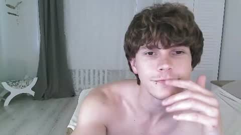 Snapshot of eric_crush chatting on 15, 7, 2026 Eric Crush online show from 15, 7, 2026