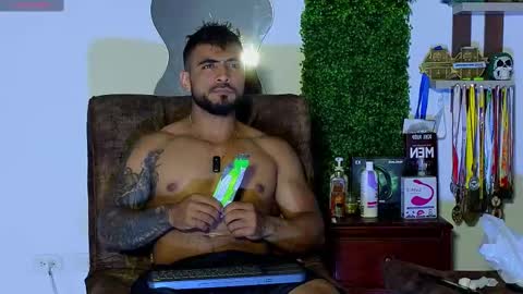 Brayan online show from 4, 3, 2025