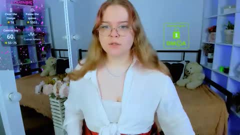 erica_love_ online show from 18, 11, 2025