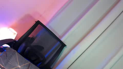 erica_walker online show from 10, 7, 2026