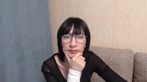 ericablack8 online show from 4, 3, 2025