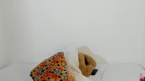 Dayanna online show from 14, 2, 2025