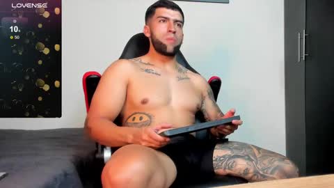 Snapshot of erick_blake_ chatting on 17, 2, 2025 my online show from 17, 2, 2025