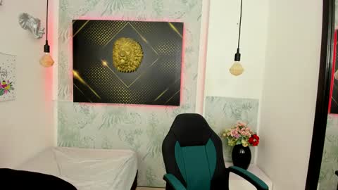   online show from 31, 1, 2025