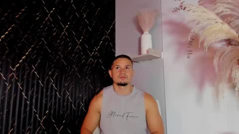 Snapshot of erickdowell chatting on 29, 12, 2024 Erick online show from 29, 12, 2024