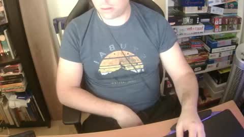Snapshot of erik_dapper chatting on 19, 12, 2025 Erik Dapper online show from 19, 12, 2025