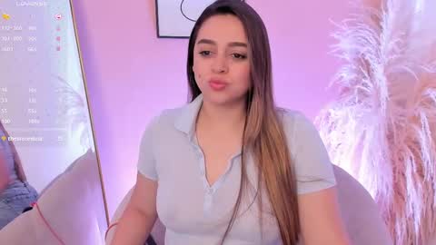 Snapshot of erika_mendez1 chatting on 9, 9, 2025 Erika Mendez online show from 9, 9, 2025