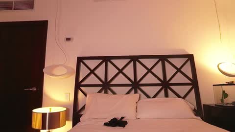 Venus Skye online show from 15, 10, 2025