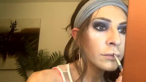 Erika Love online show from 15, 1, 2025