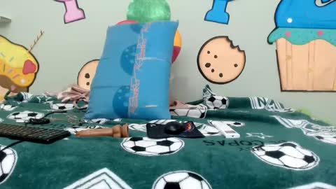 erika online show from 21, 5, 2026